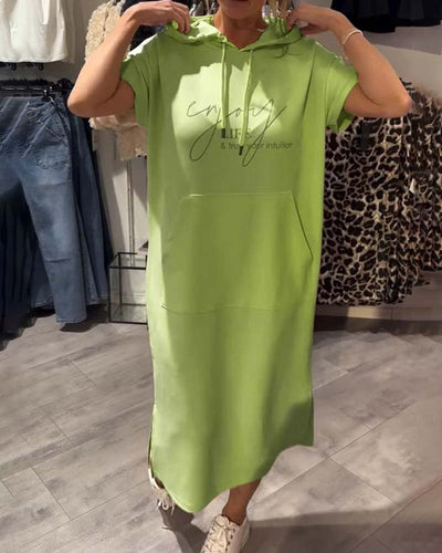 Klara - Lässiges Kleid mit Kapuze und femininer Passform