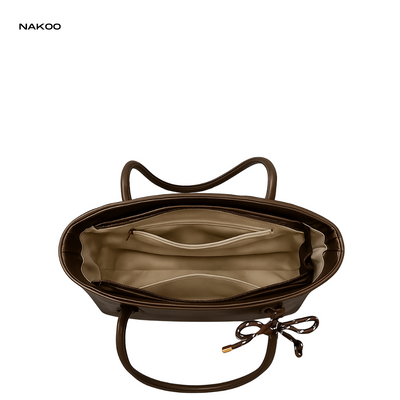 ISABELLA - Moderne Lederhandtasche mit goldenen Details