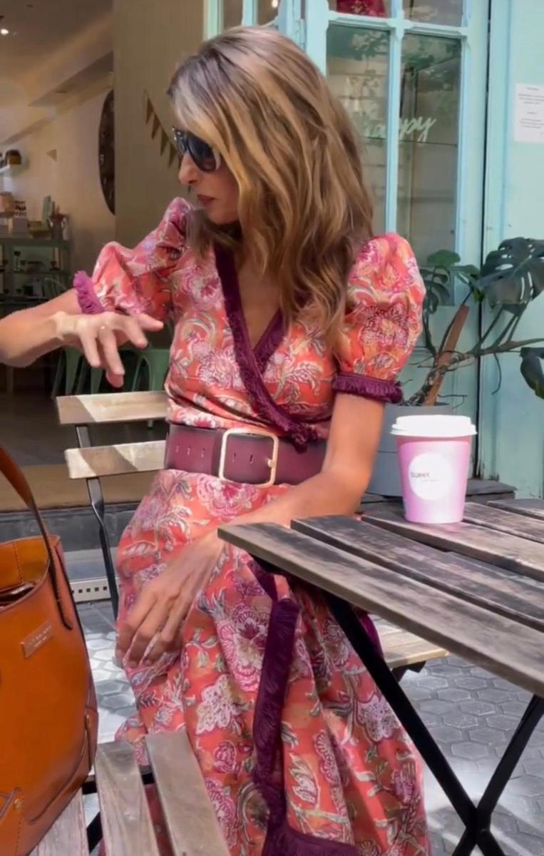 Nathalie - Elegantes Rosa Maxi-Kleid mit kurzen Ärmeln