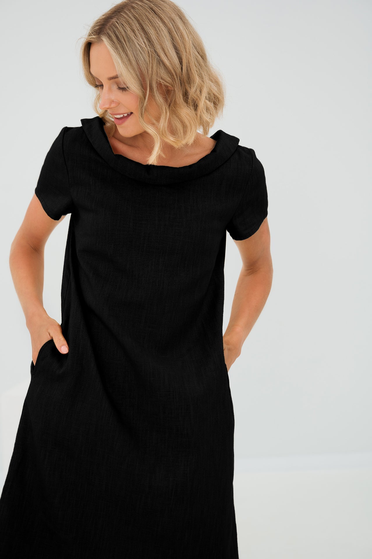 ANIKA - Schlichtes Leinenkleid