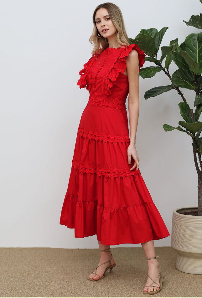 ÄRMELLOSES MIDIKLEID MIT HÄKELBESATZ IN ROT